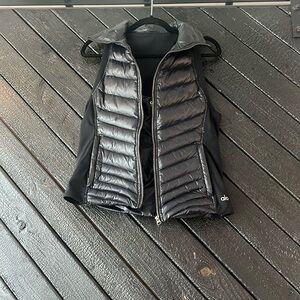 Alo zip-up quilted vest